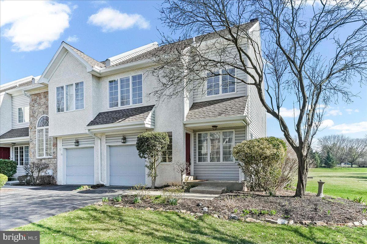 48 Buttonwood Drive