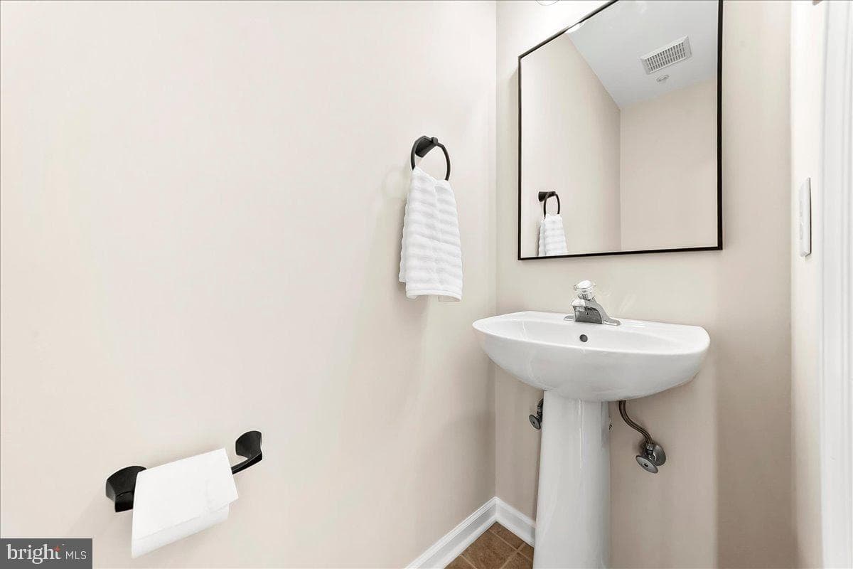 48 Buttonwood Drive photo 28