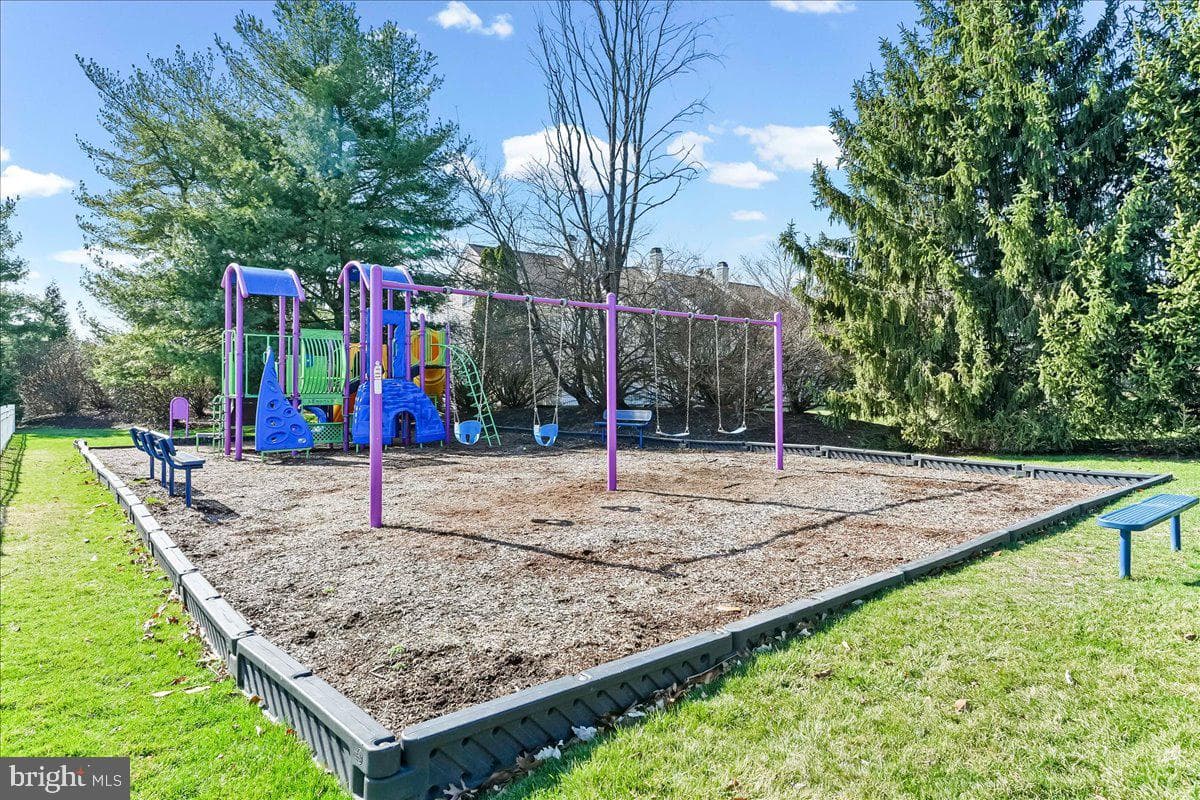 48 Buttonwood Drive photo 38
