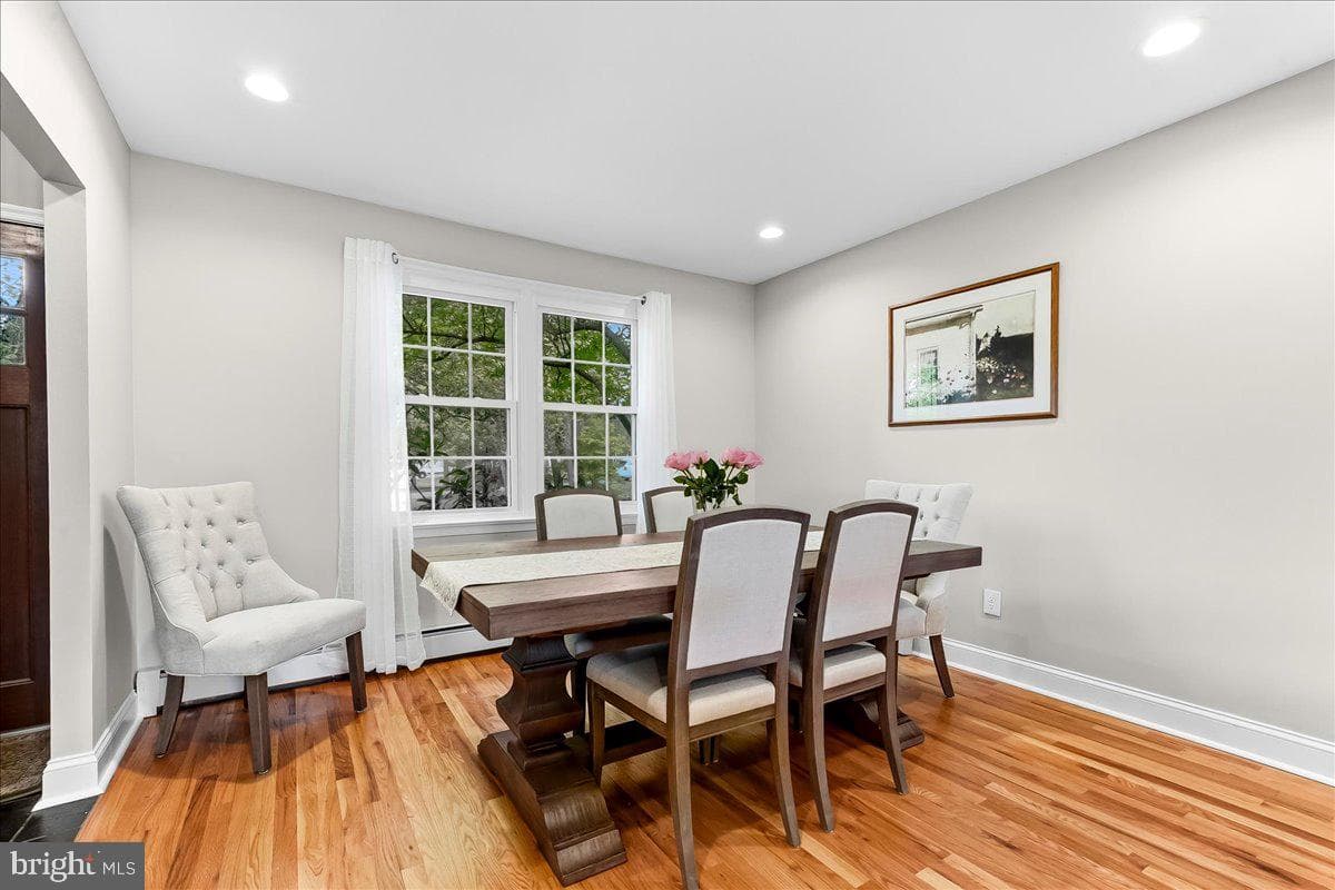 1131 Taylor Avenue photo 12
