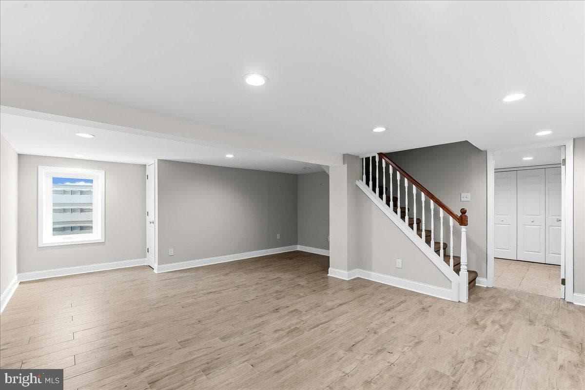 1131 Taylor Avenue photo 20