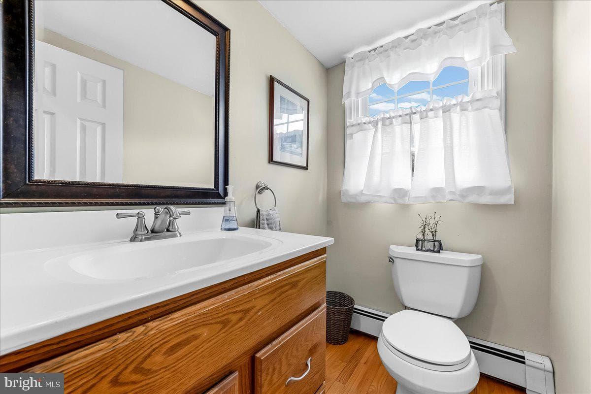1131 Taylor Avenue photo 26