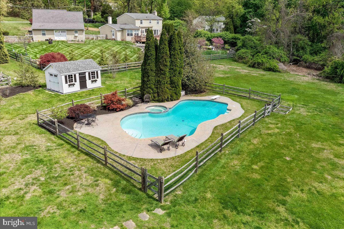 1131 Taylor Avenue photo 34