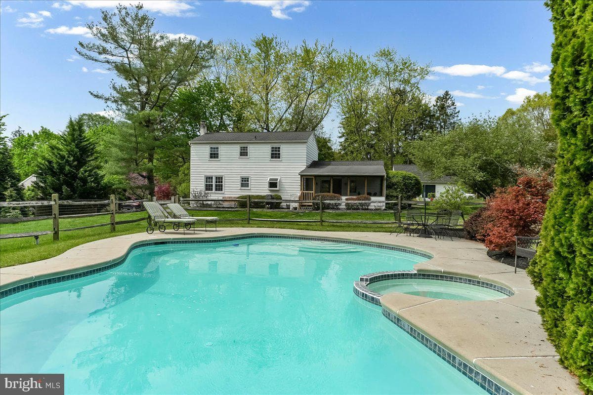 1131 Taylor Avenue photo 35