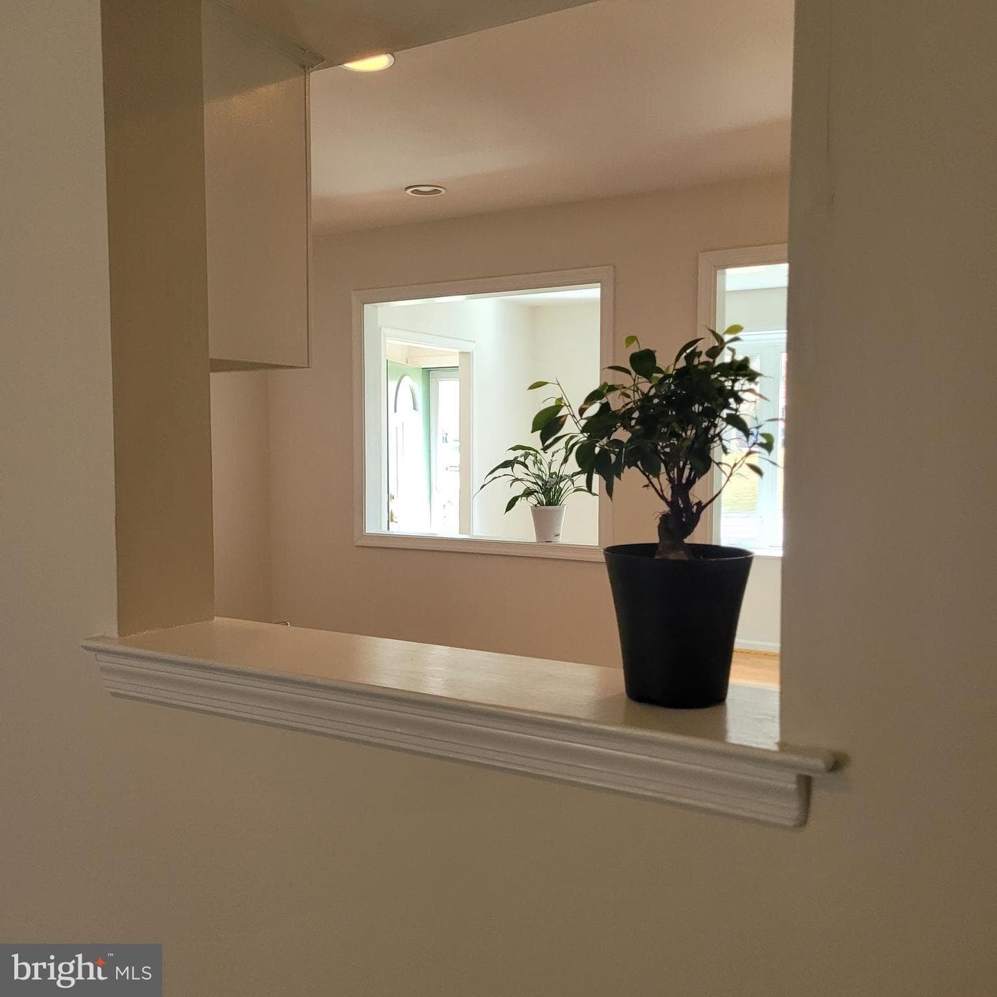 430 Carmarthen Court photo 10