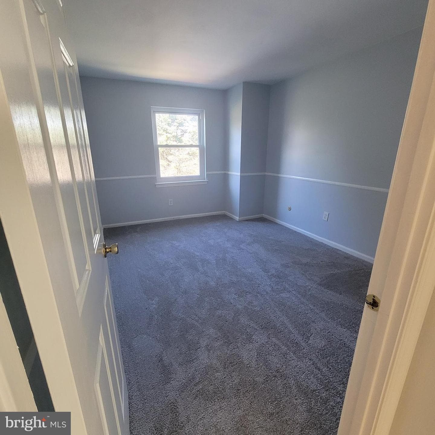 430 Carmarthen Court photo 22