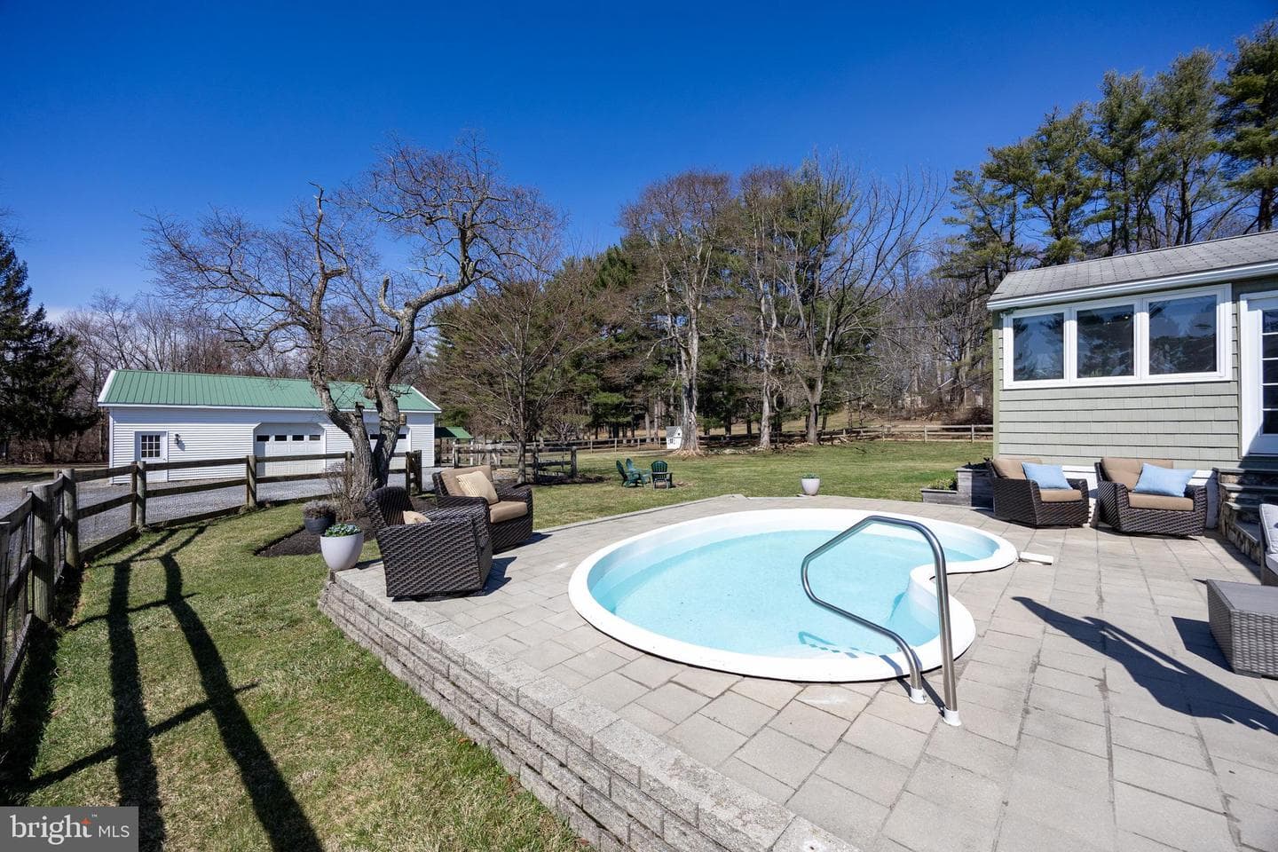 41 Denton Drive photo 13