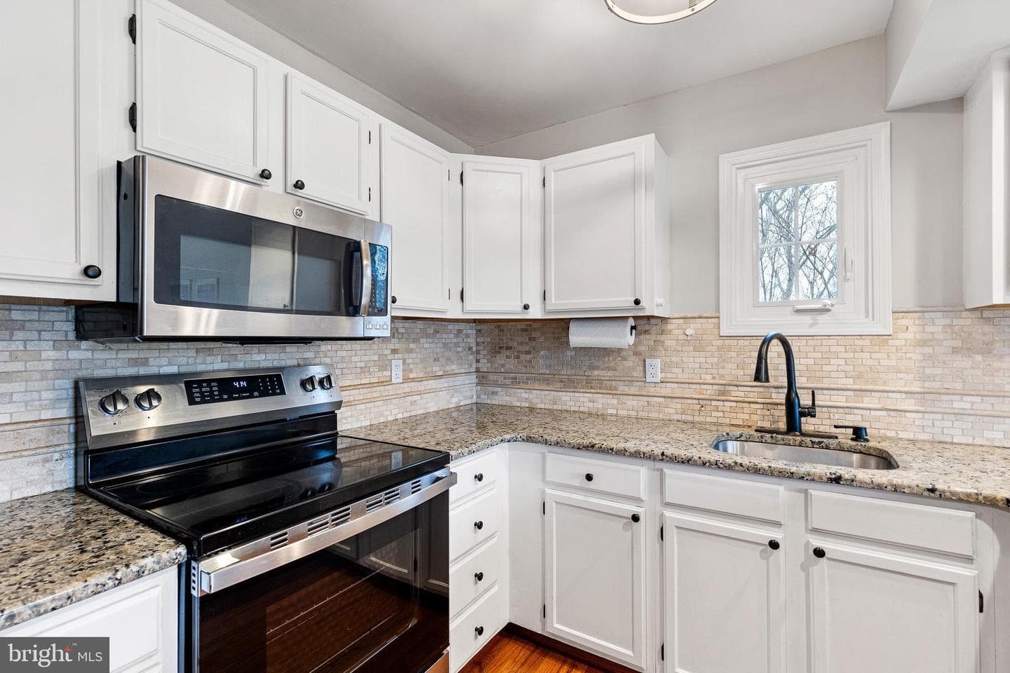 719 Jacques Circle photo 10