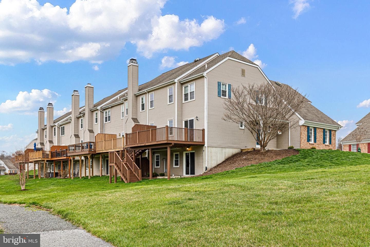 719 Jacques Circle photo 28