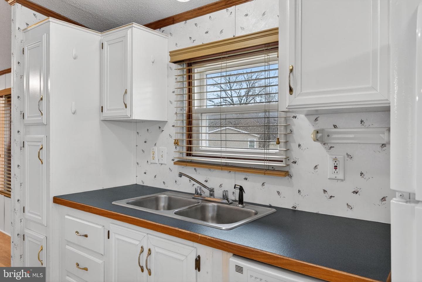 212 Michael Road photo 11