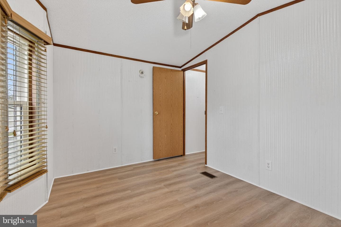 212 Michael Road photo 20