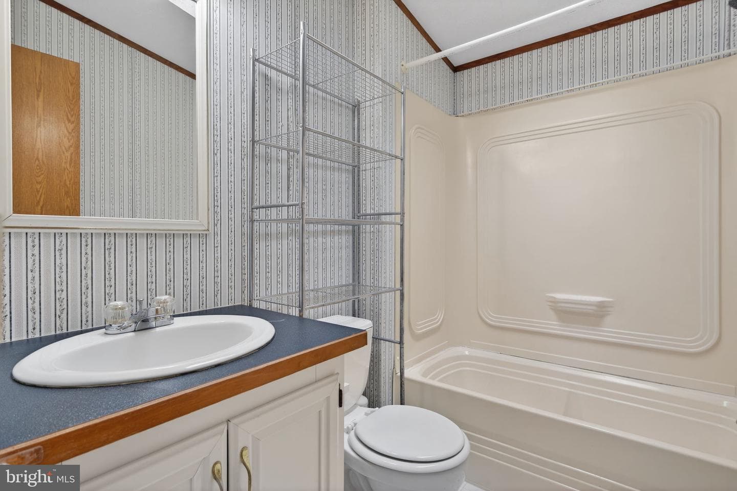 212 Michael Road photo 21