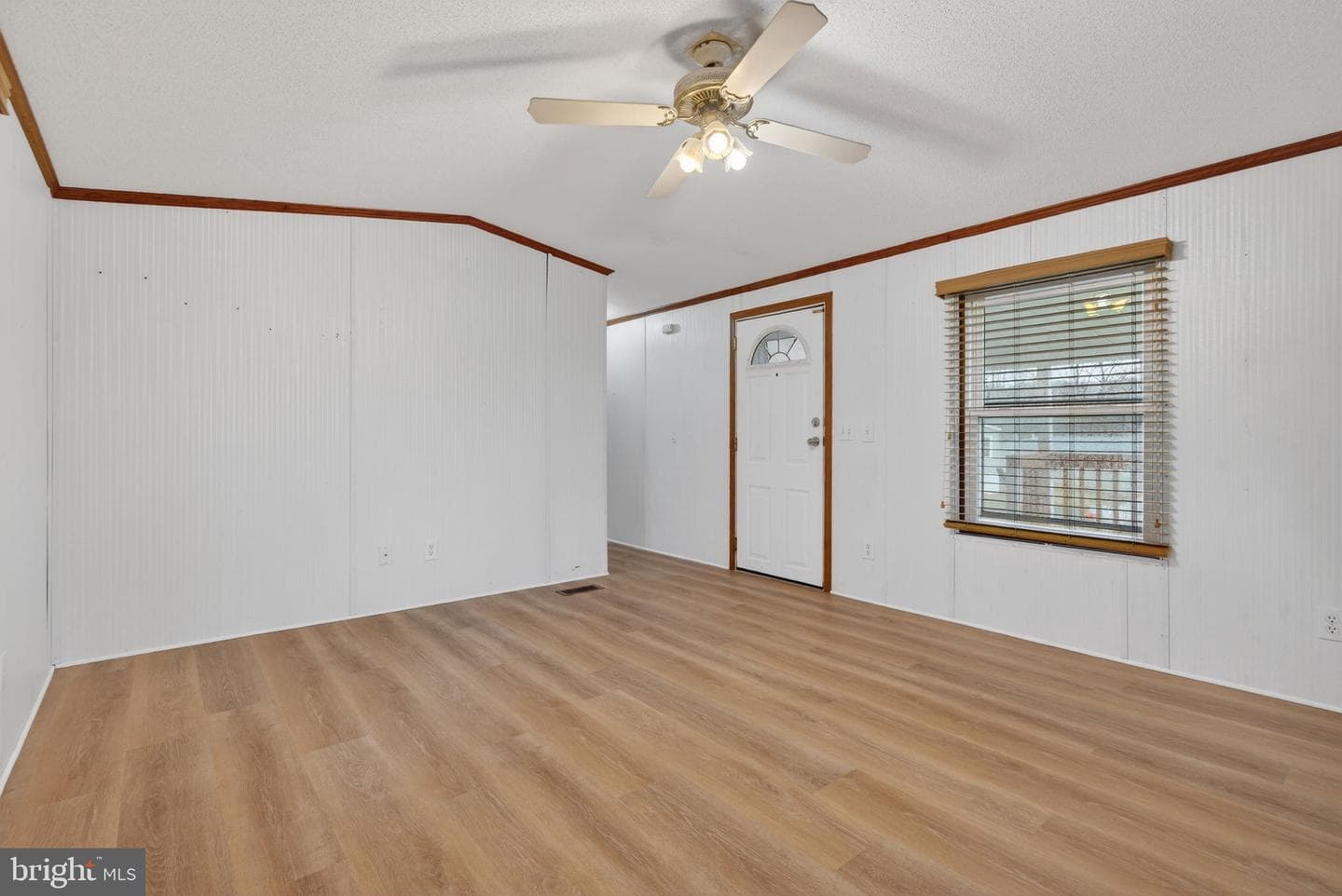 212 Michael Road photo 5