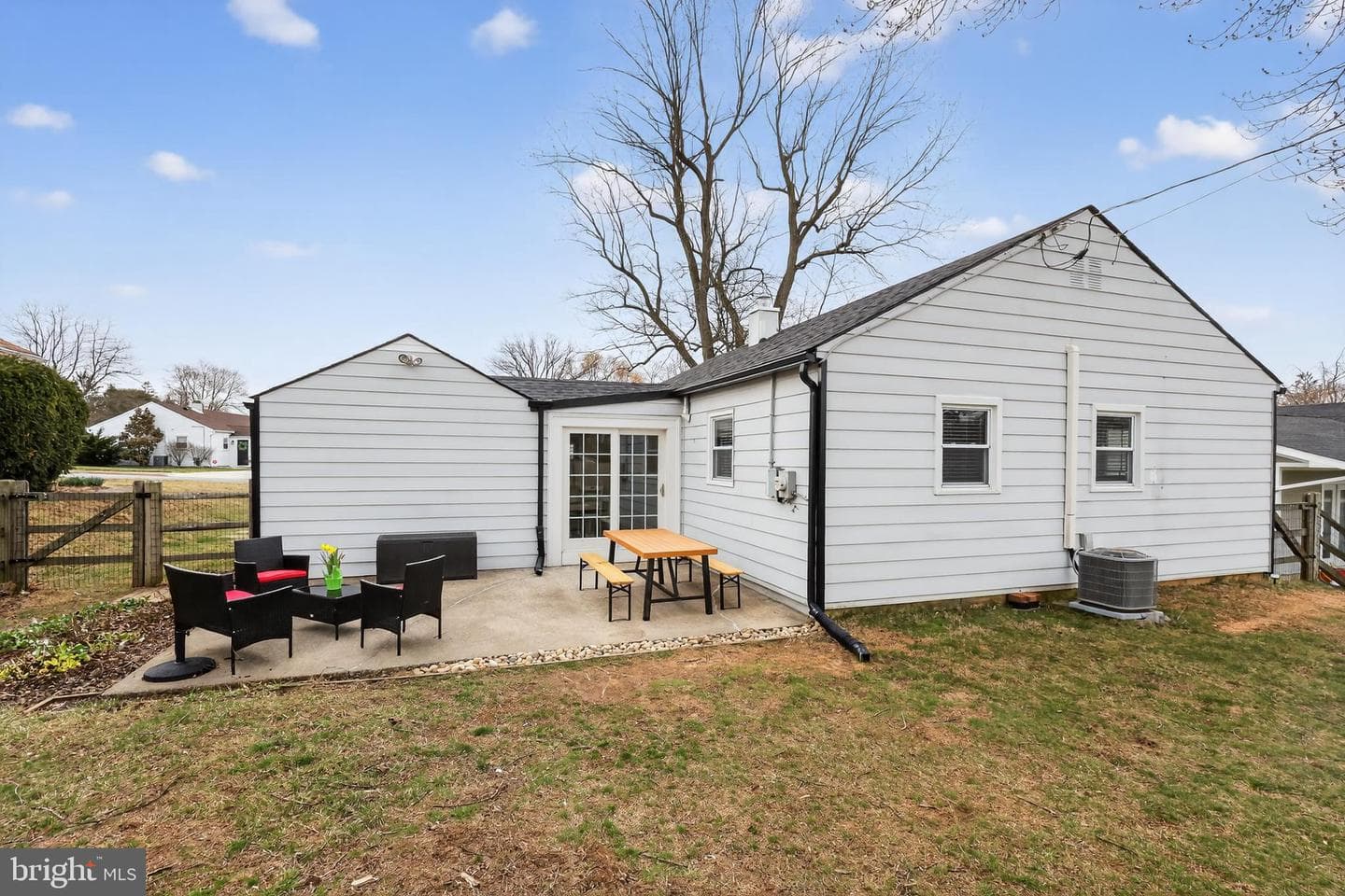 111 Gable Road photo 23