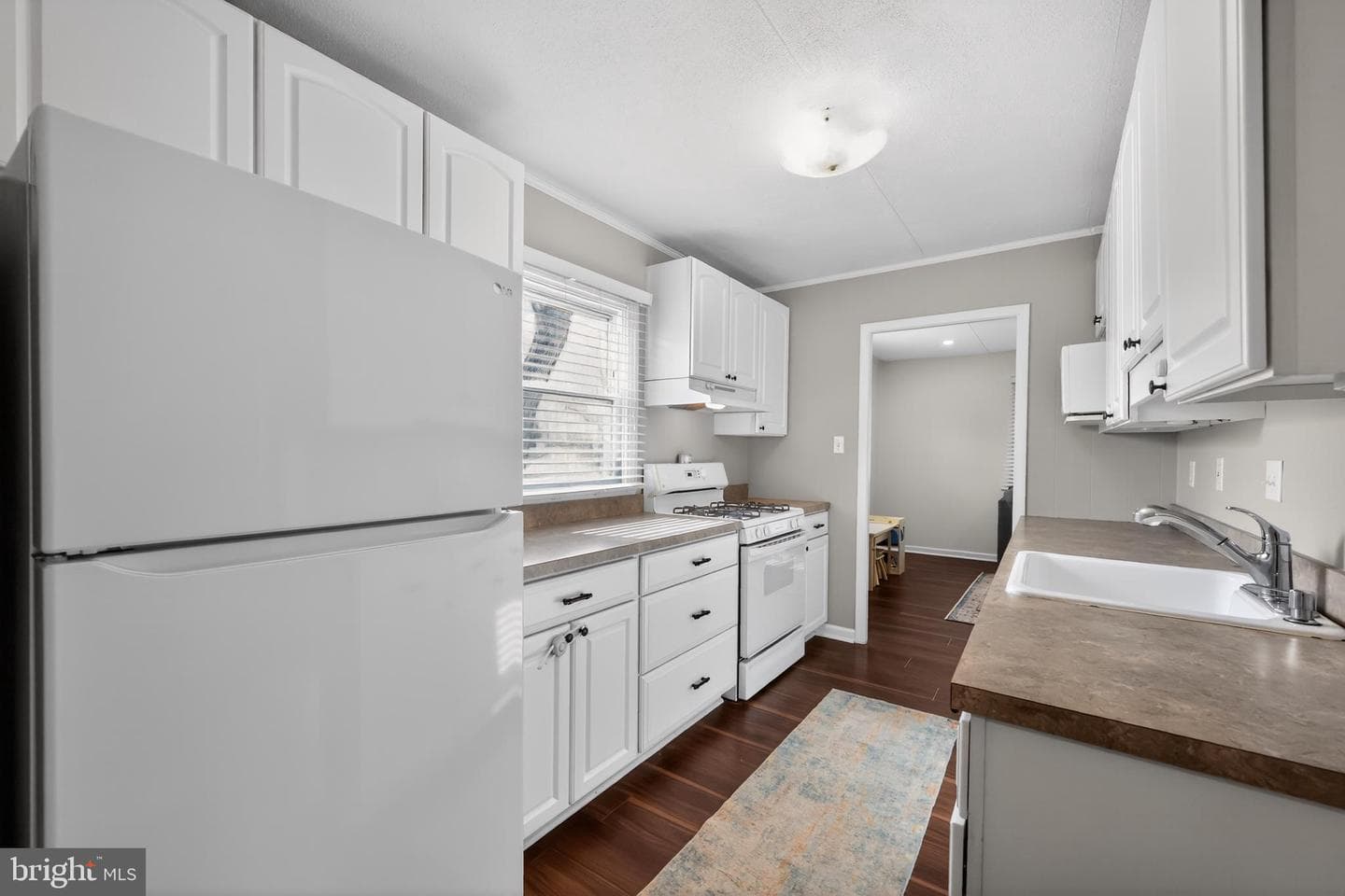 111 Gable Road photo 7