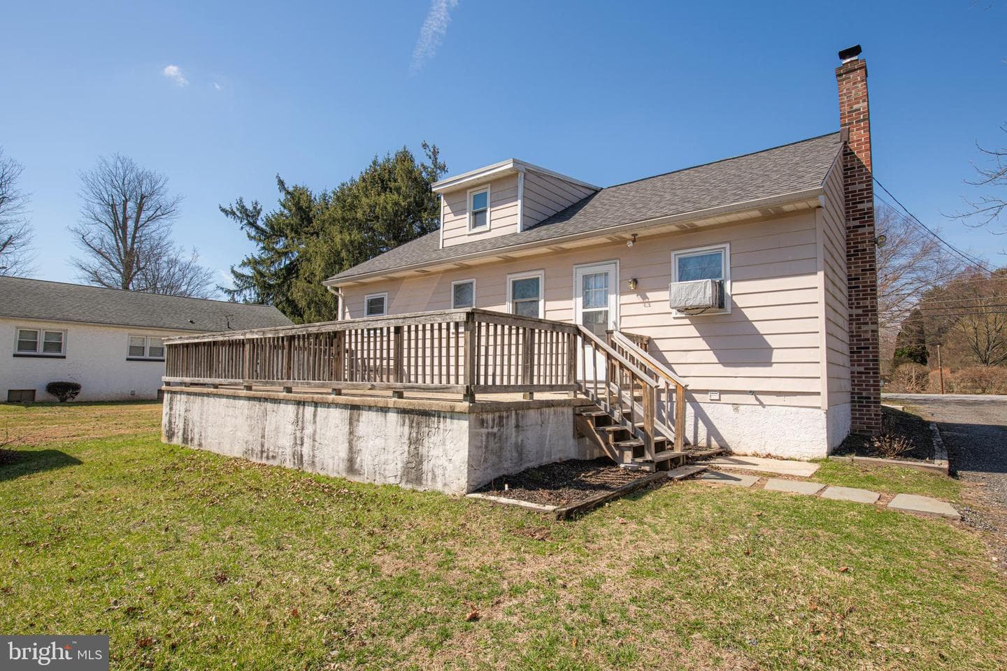 1019 Hares Hill Road photo 16