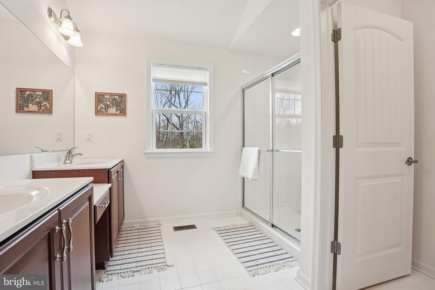 1436 Roswell Lane photo 23