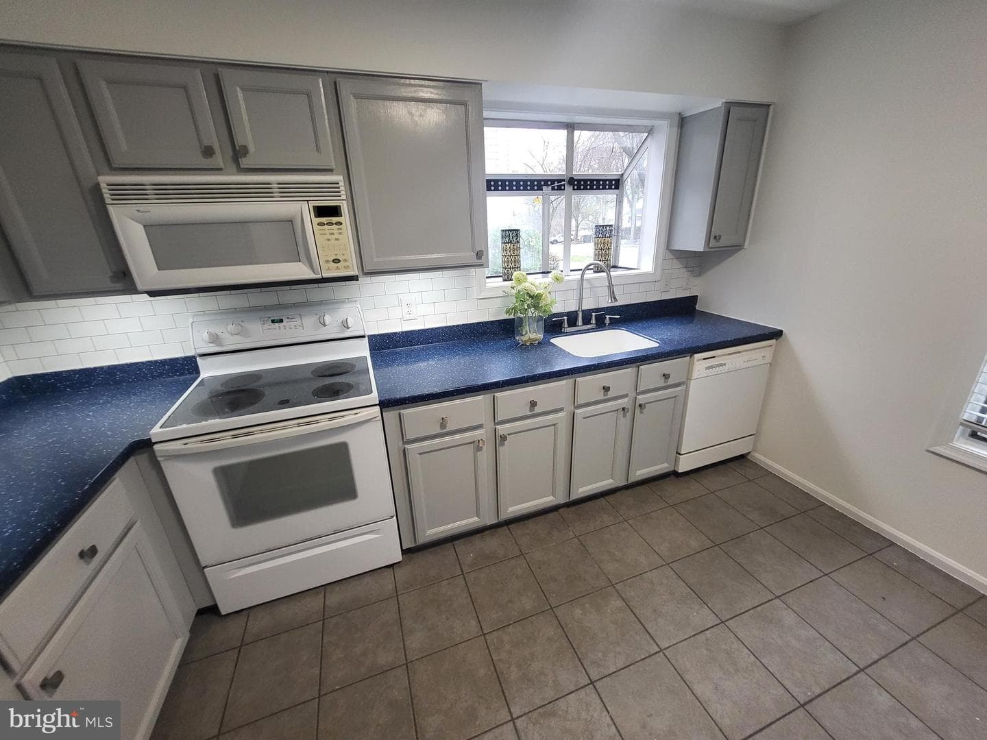 178 S Orchard Avenue #178 photo 8