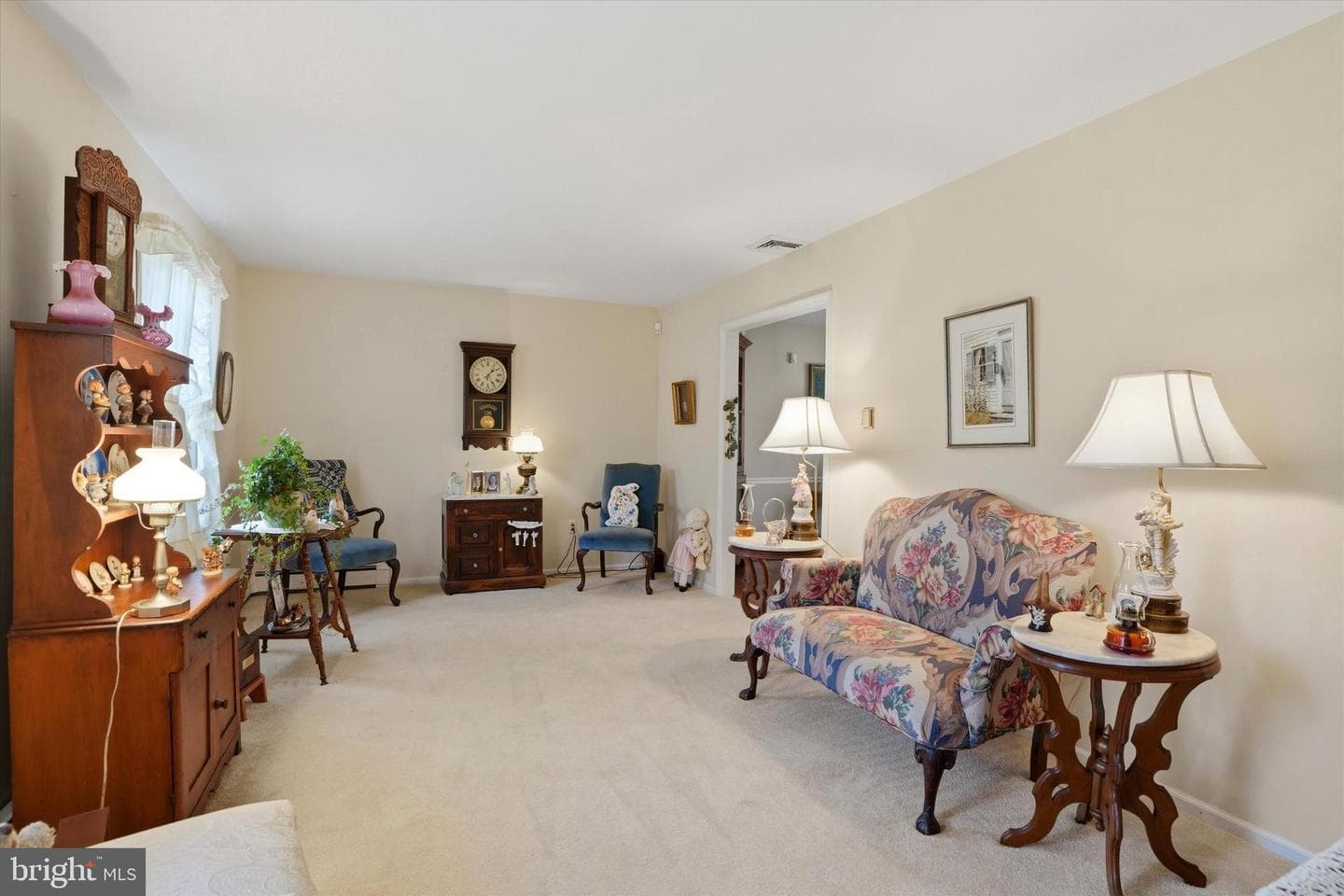 863 Hunters Run Road photo 4