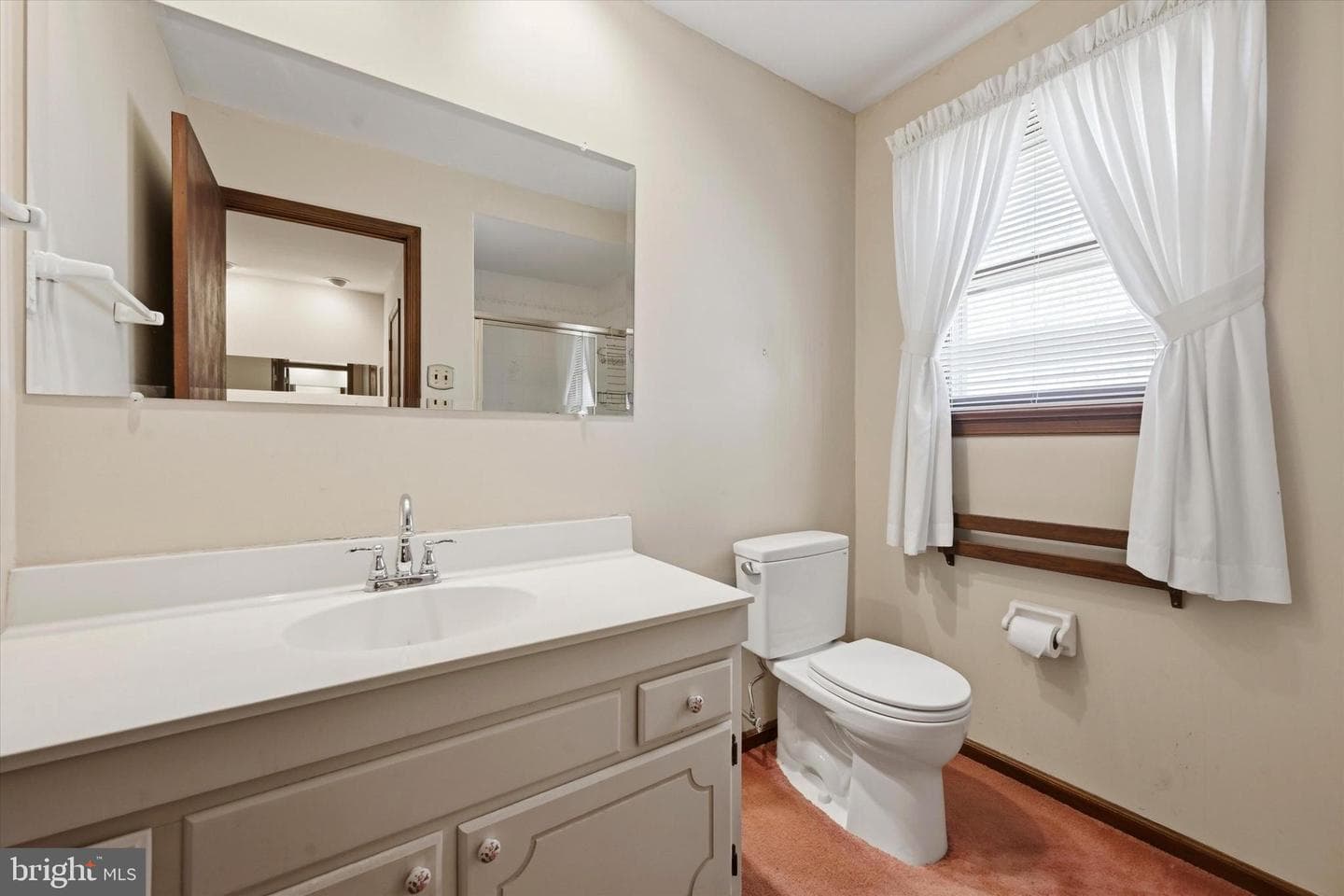 521 Susan Drive photo 18