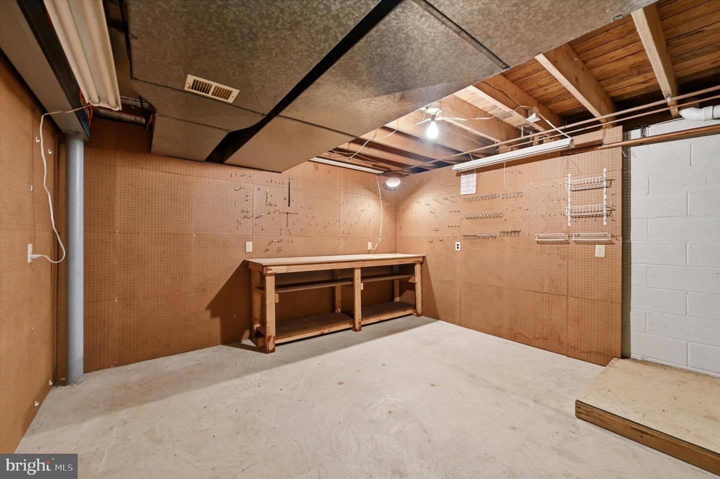 521 Susan Drive photo 25