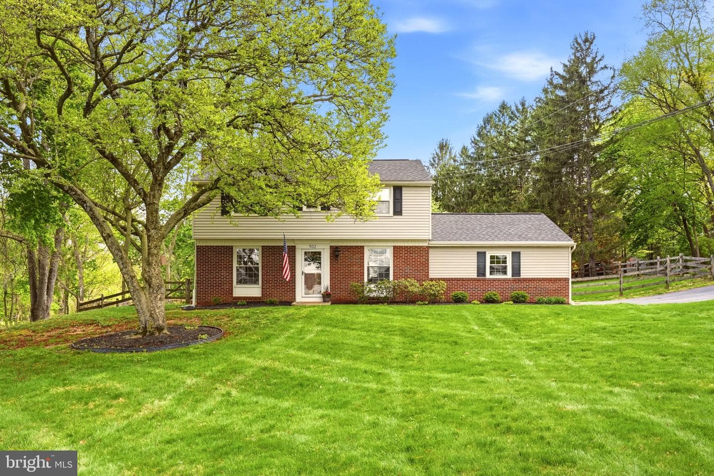 932 Tyson Drive photo 4