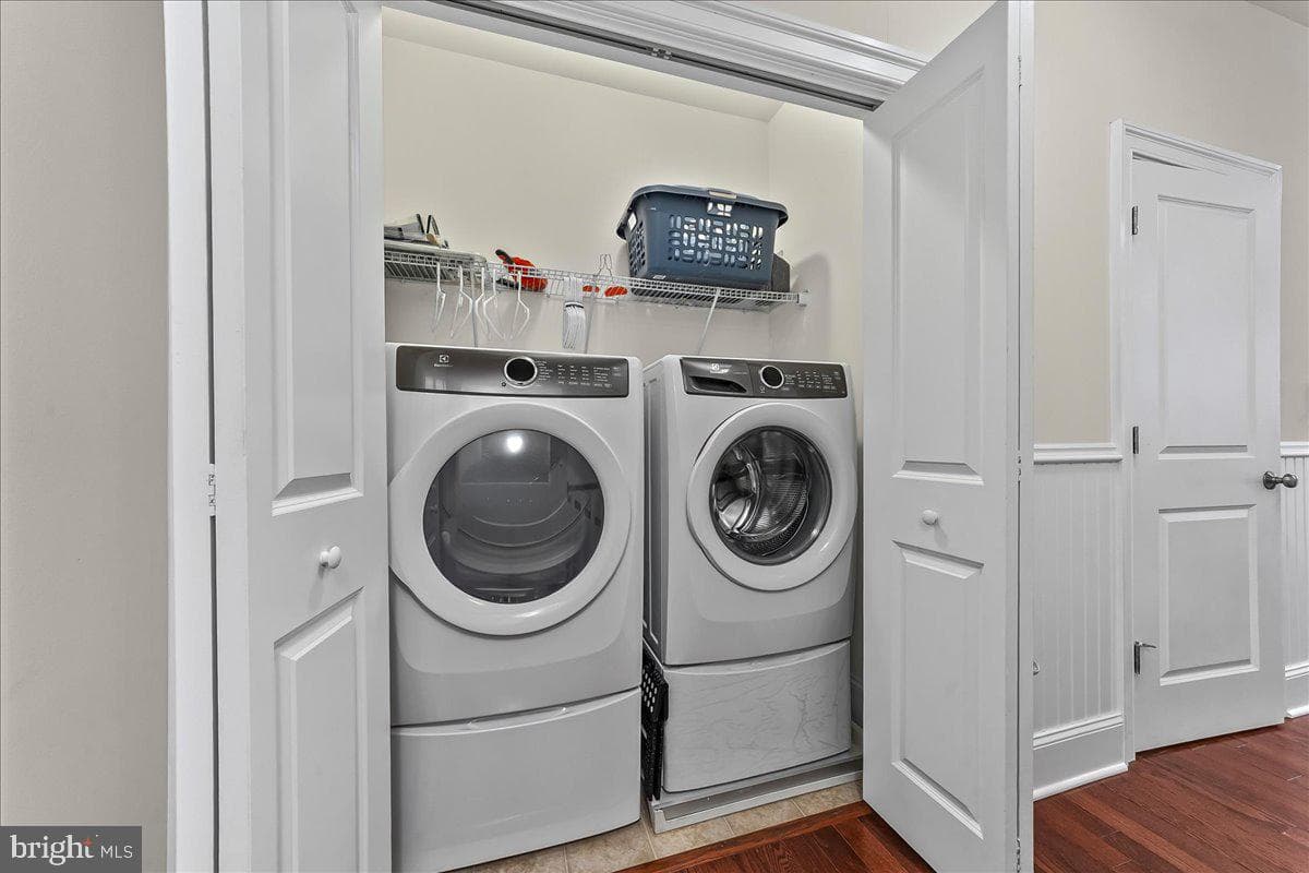 1007 James Walter Way photo 13