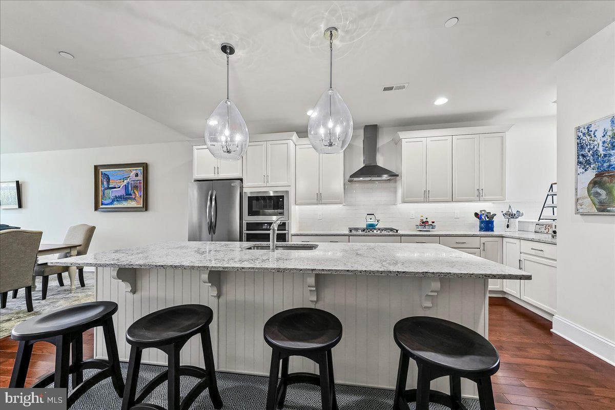 1007 James Walter Way photo 8