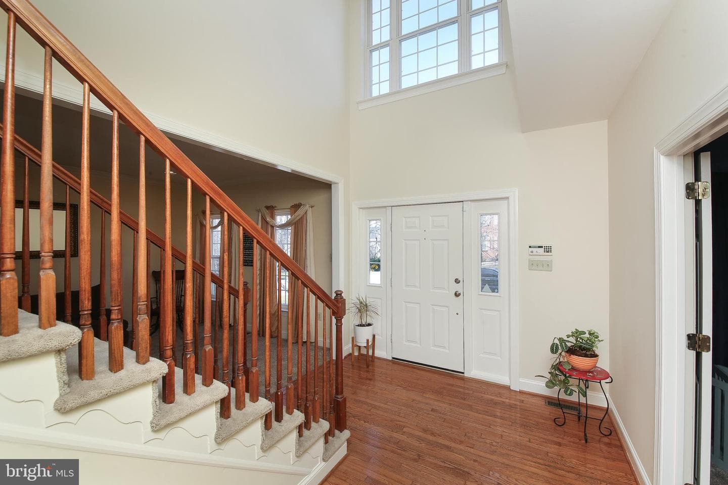 212 Truman Way photo 2