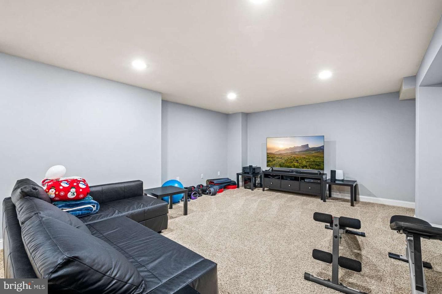 500 Doral Circle photo 35