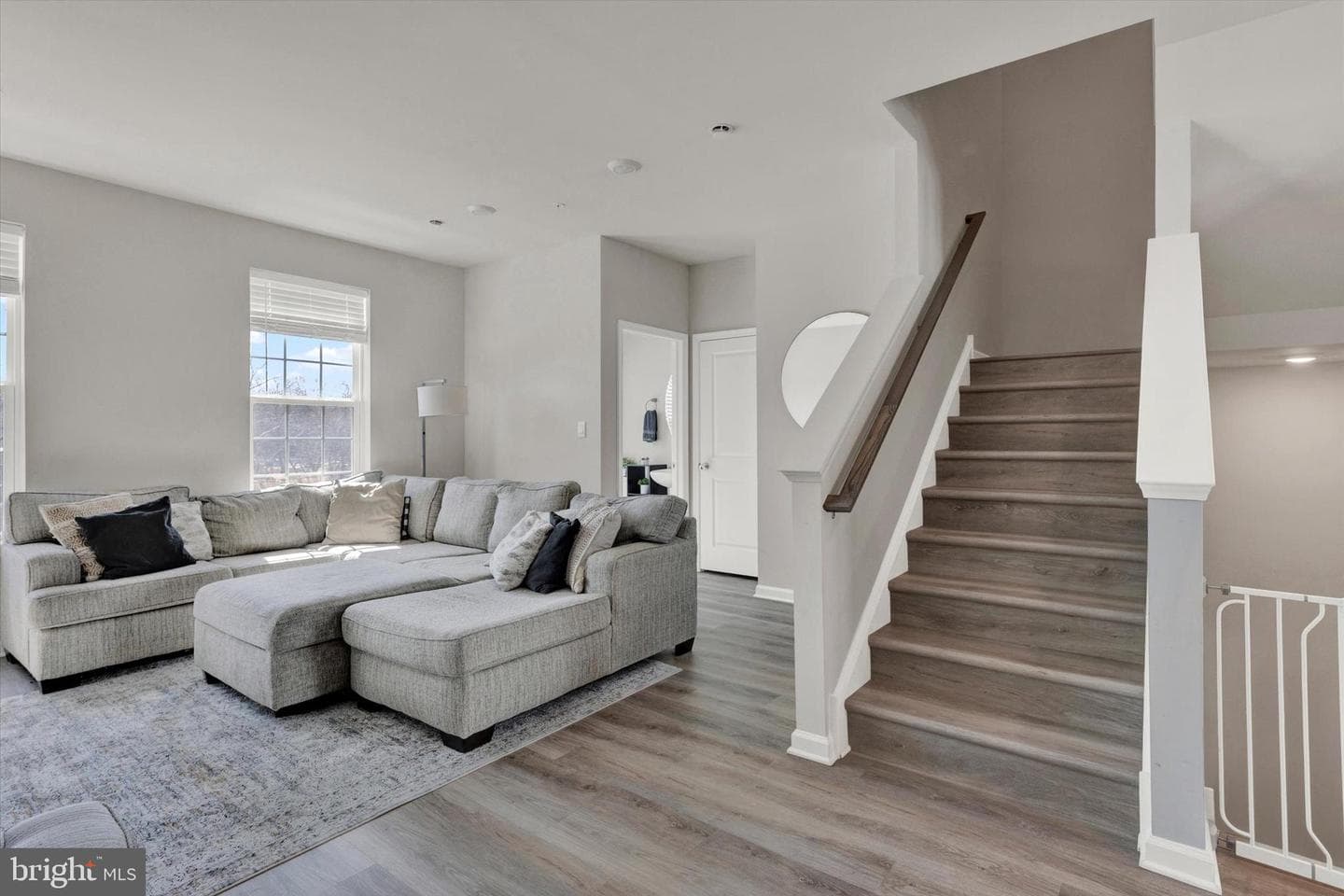 423 Smithworks Boulevard photo 14
