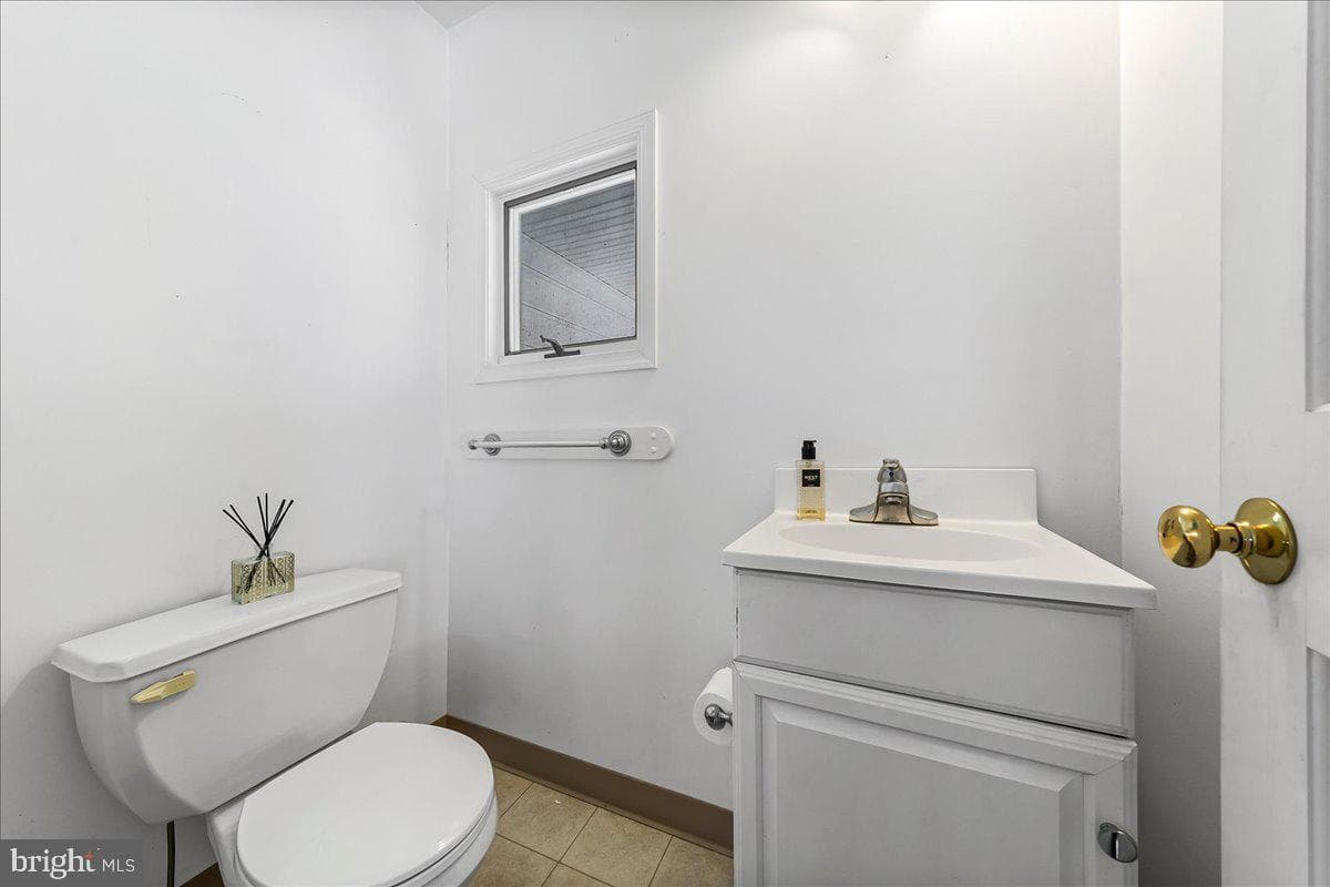 26 Greentree Lane photo 14