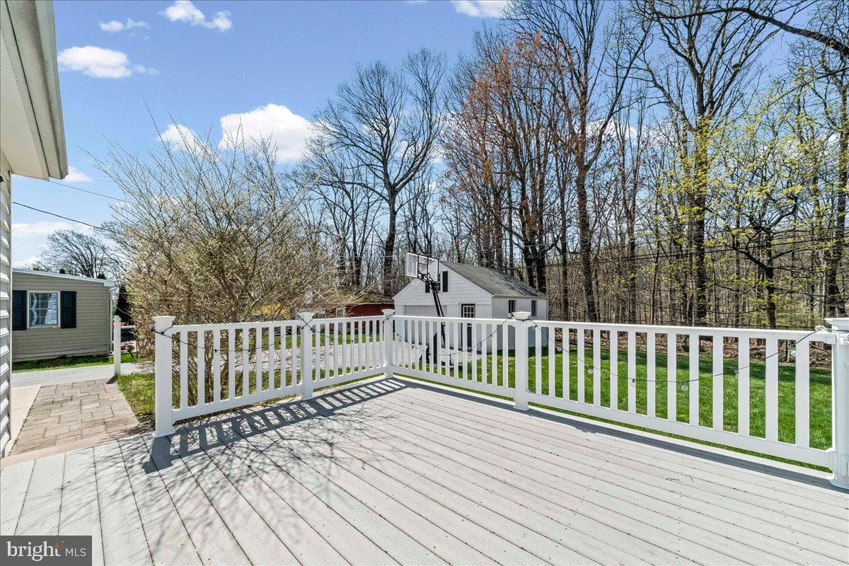 26 Greentree Lane photo 26