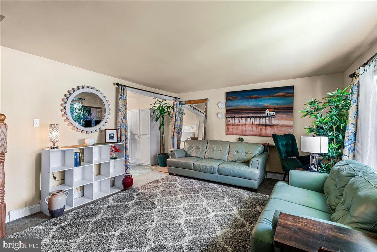 26 Greentree Lane photo 7