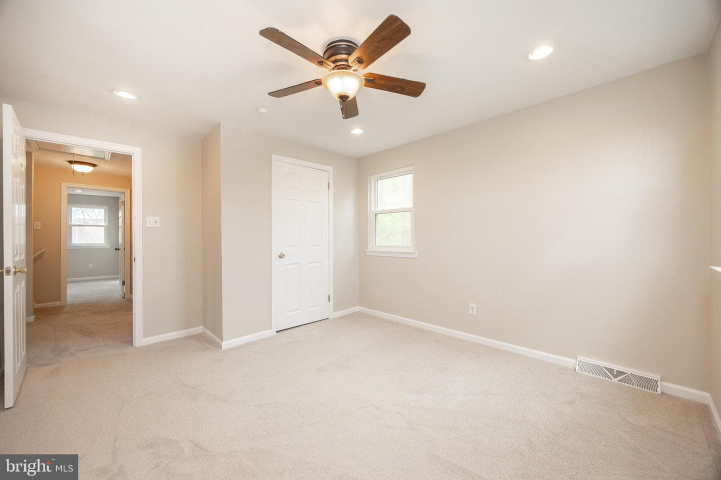 401 Baker Lane photo 28