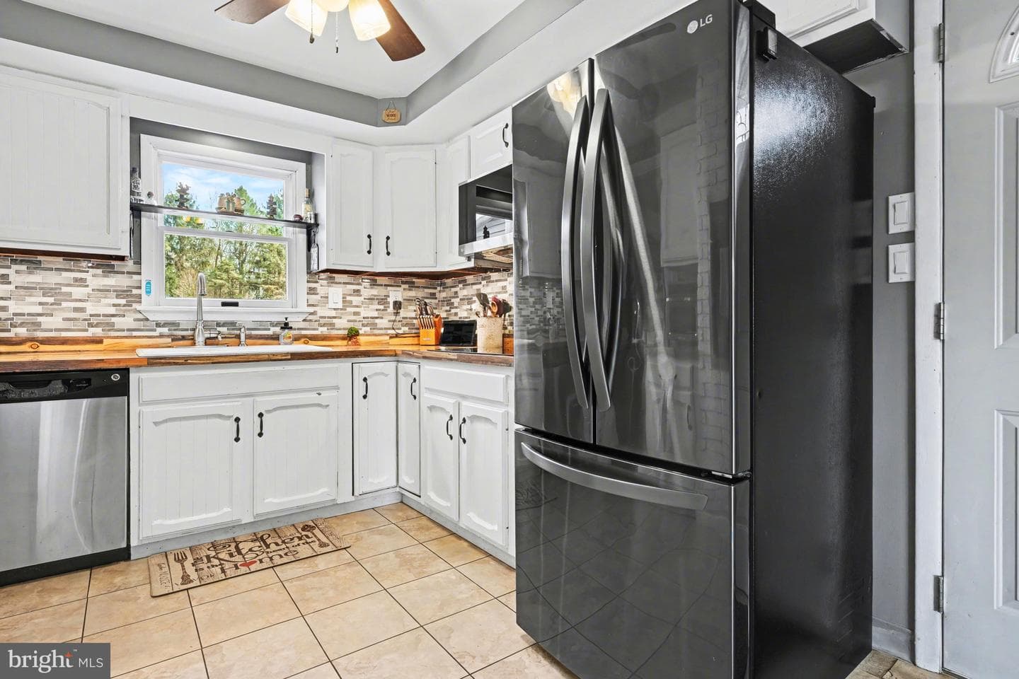 1442 Harvey Lane photo 18