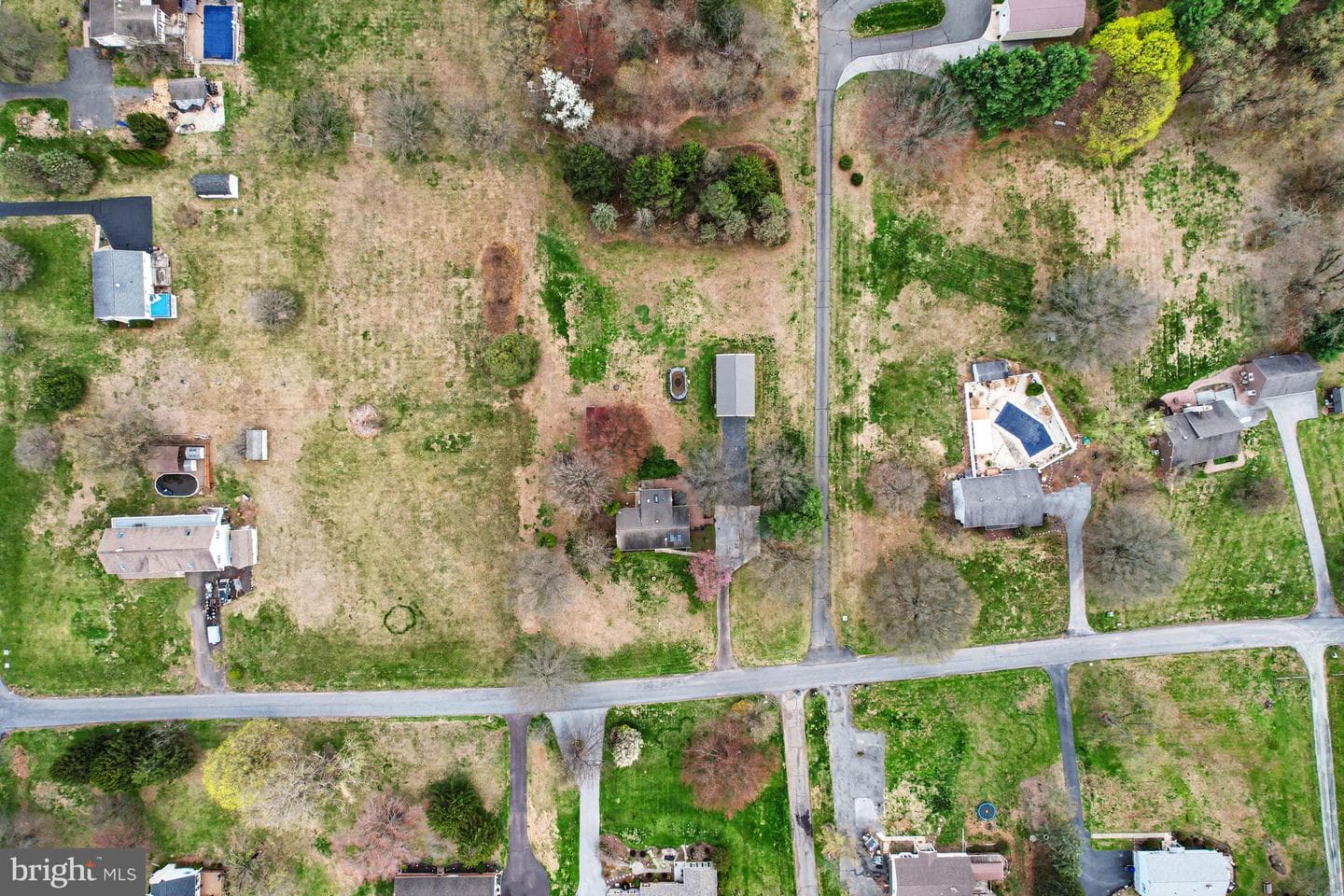 1442 Harvey Lane photo 3