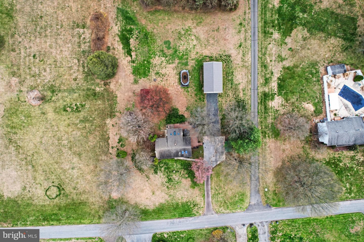 1442 Harvey Lane photo 4