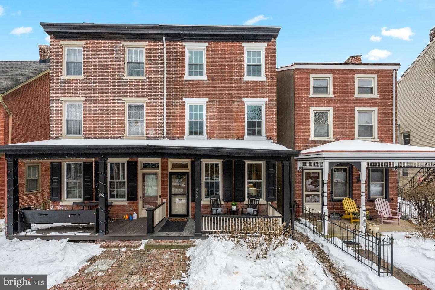 222 W Barnard Street photo 35