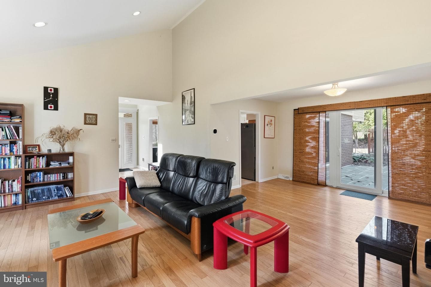 1561 Tanglewood photo 21