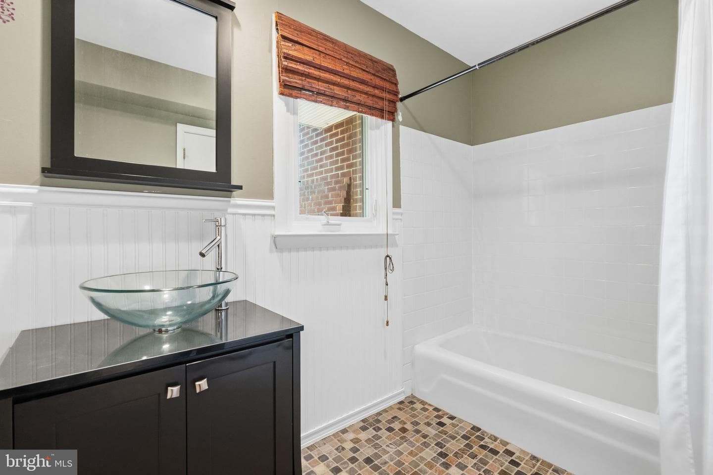 1561 Tanglewood photo 24