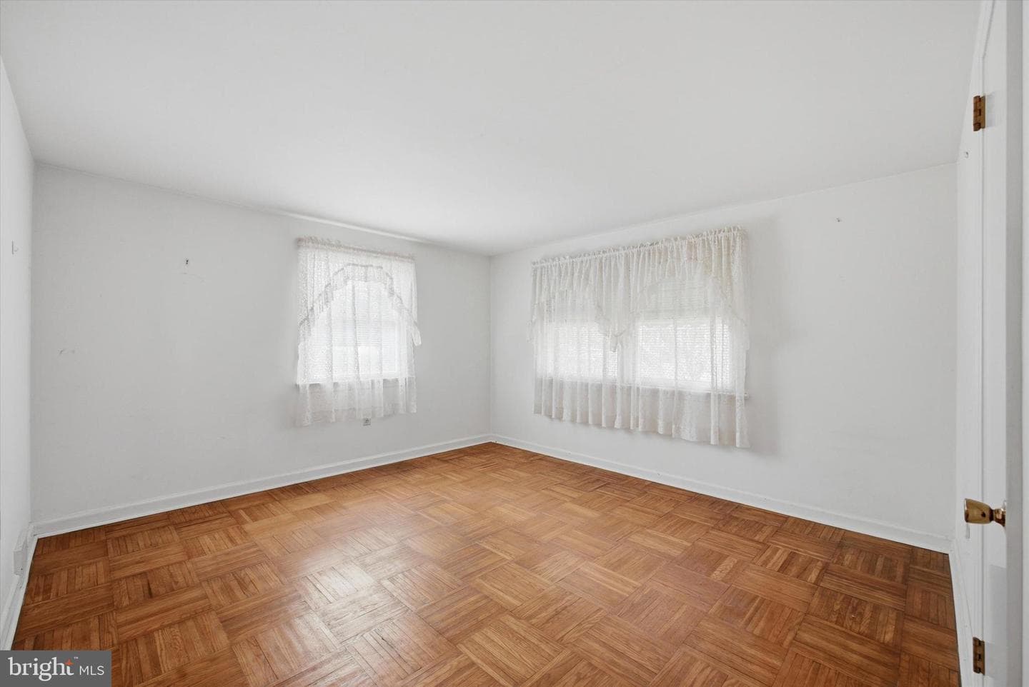 547 Dorothy Lane photo 10