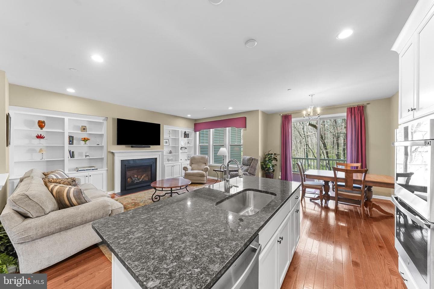 292 Kestrel Court photo 12