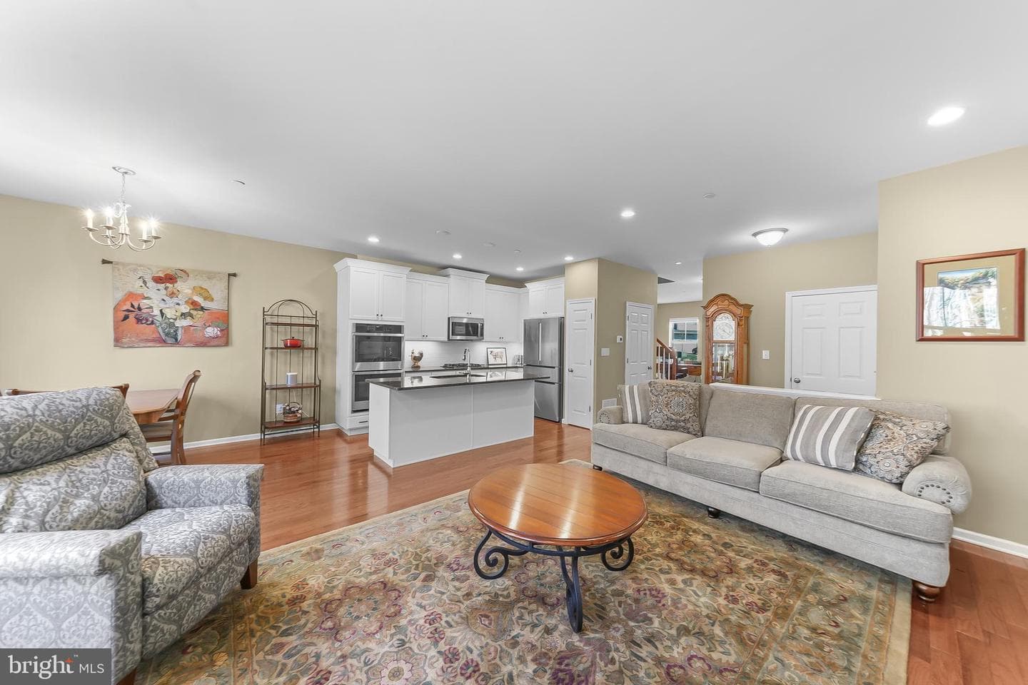 292 Kestrel Court photo 14