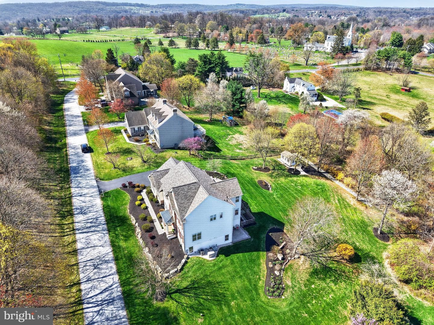 19 Steepleview Drive photo 46