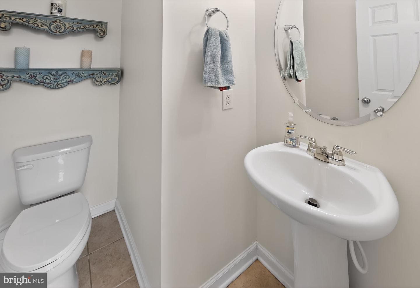 302 Stafford Court photo 19