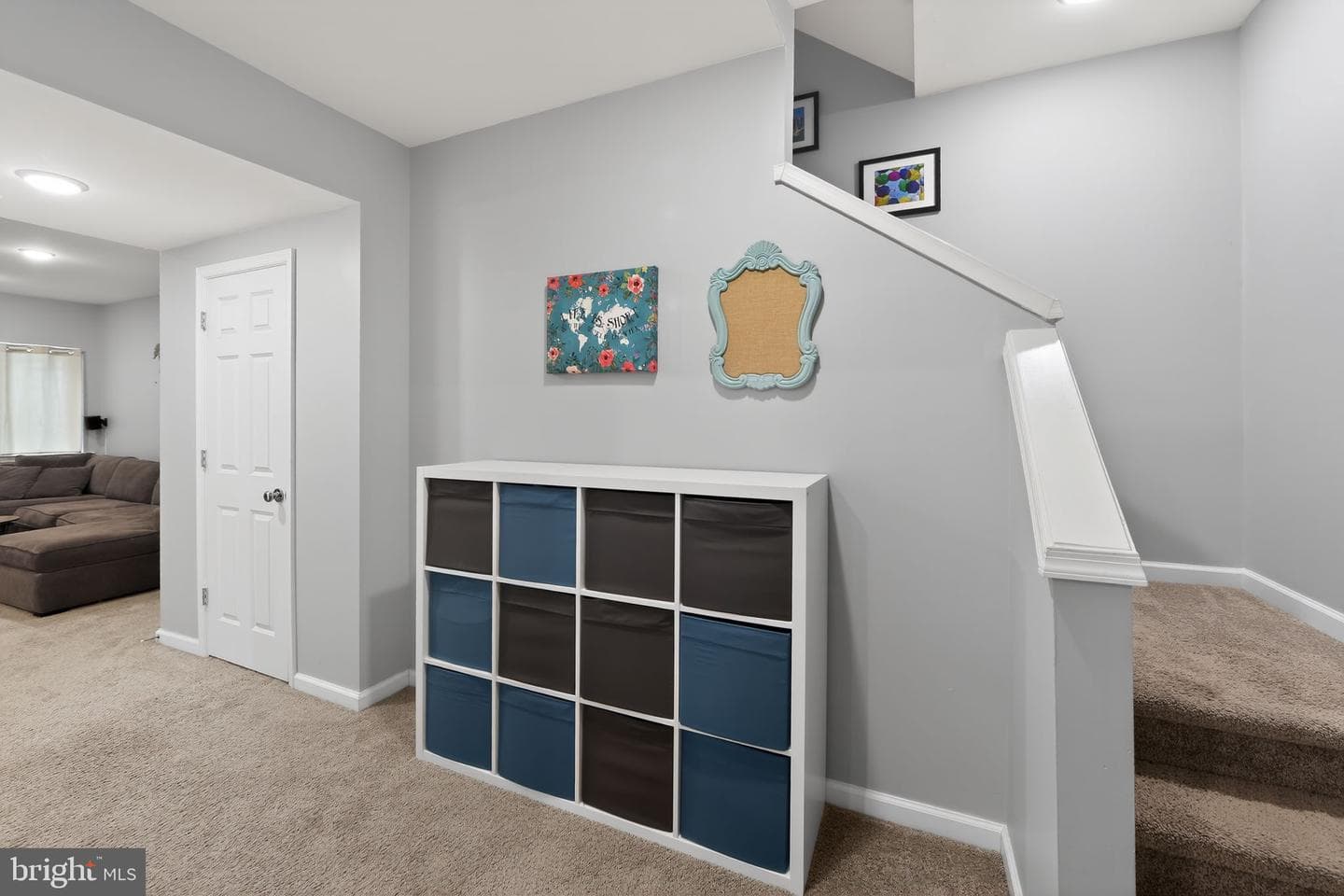 302 Stafford Court photo 34