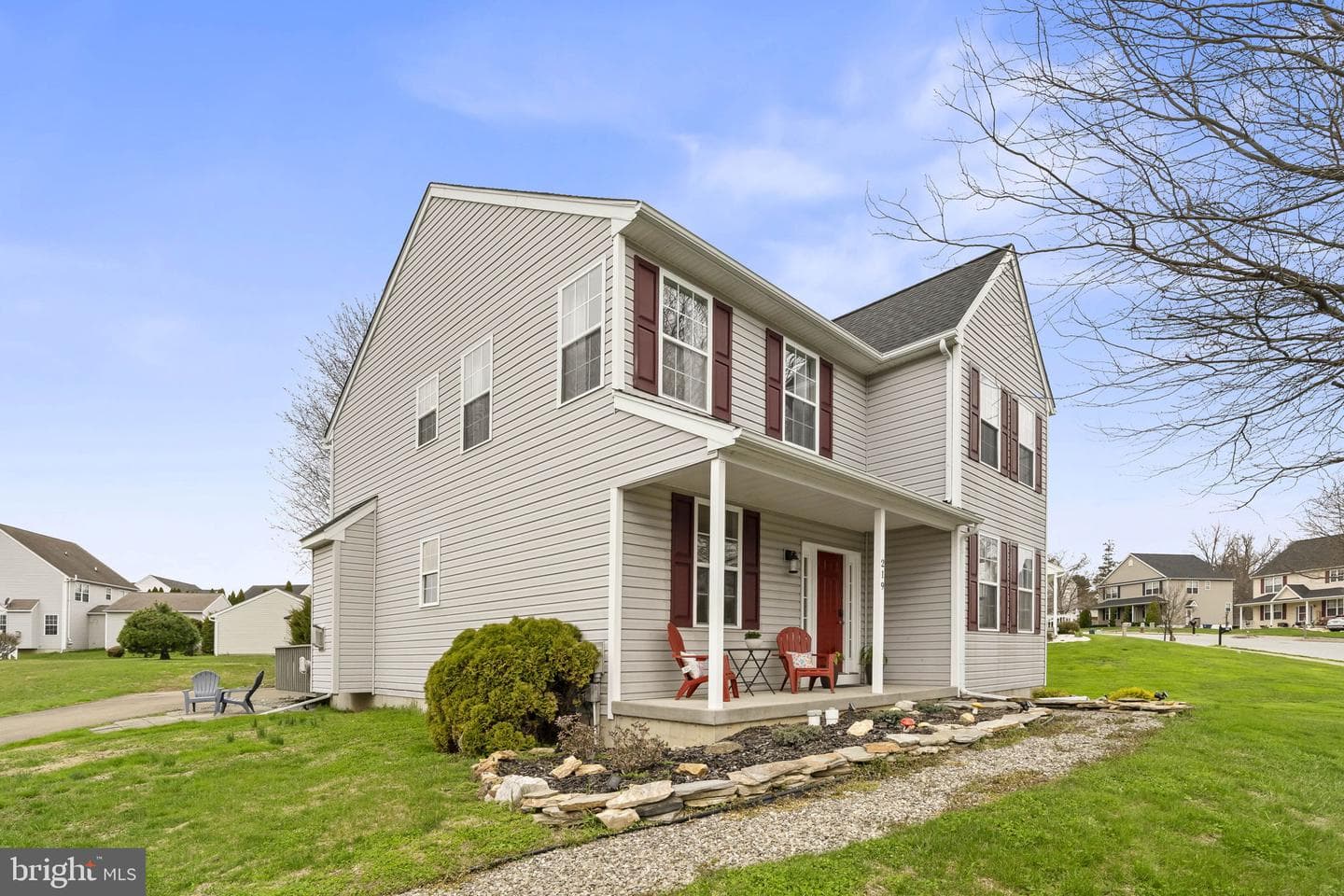 219 Beaumont Drive photo 2