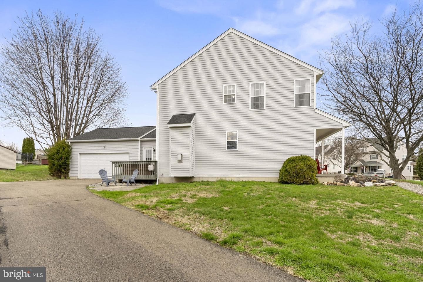 219 Beaumont Drive photo 37