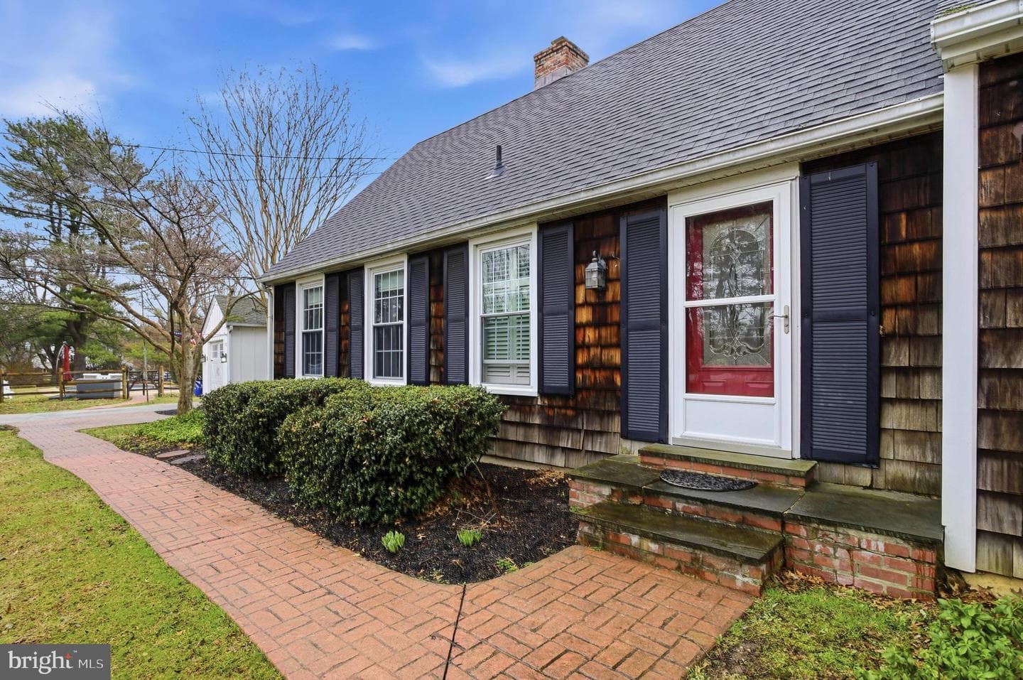 935 N Chester Road photo 2